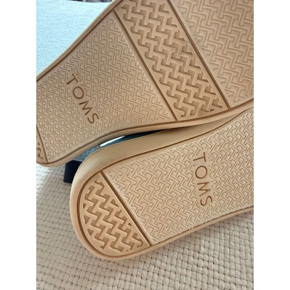 Toms adorable classic